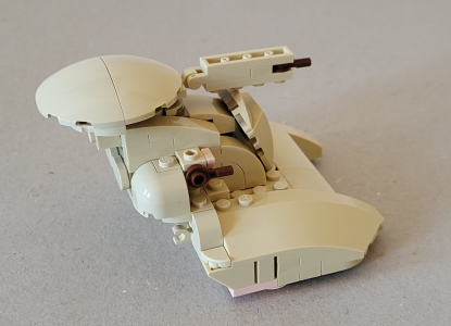 AAT Ansicht von schräg hinten